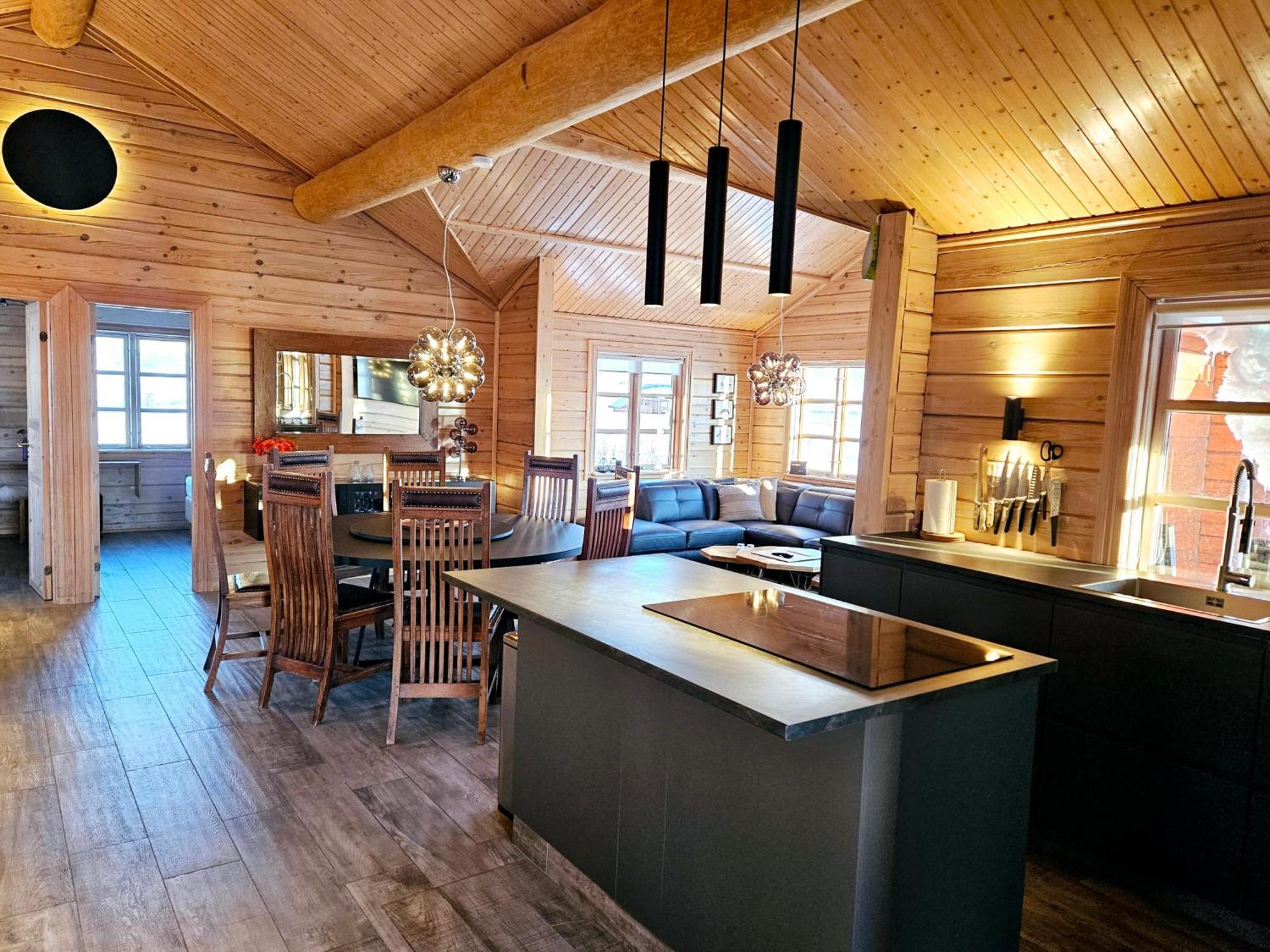 Aurora Vacation Homes Fagravik Акурейри Номер фото