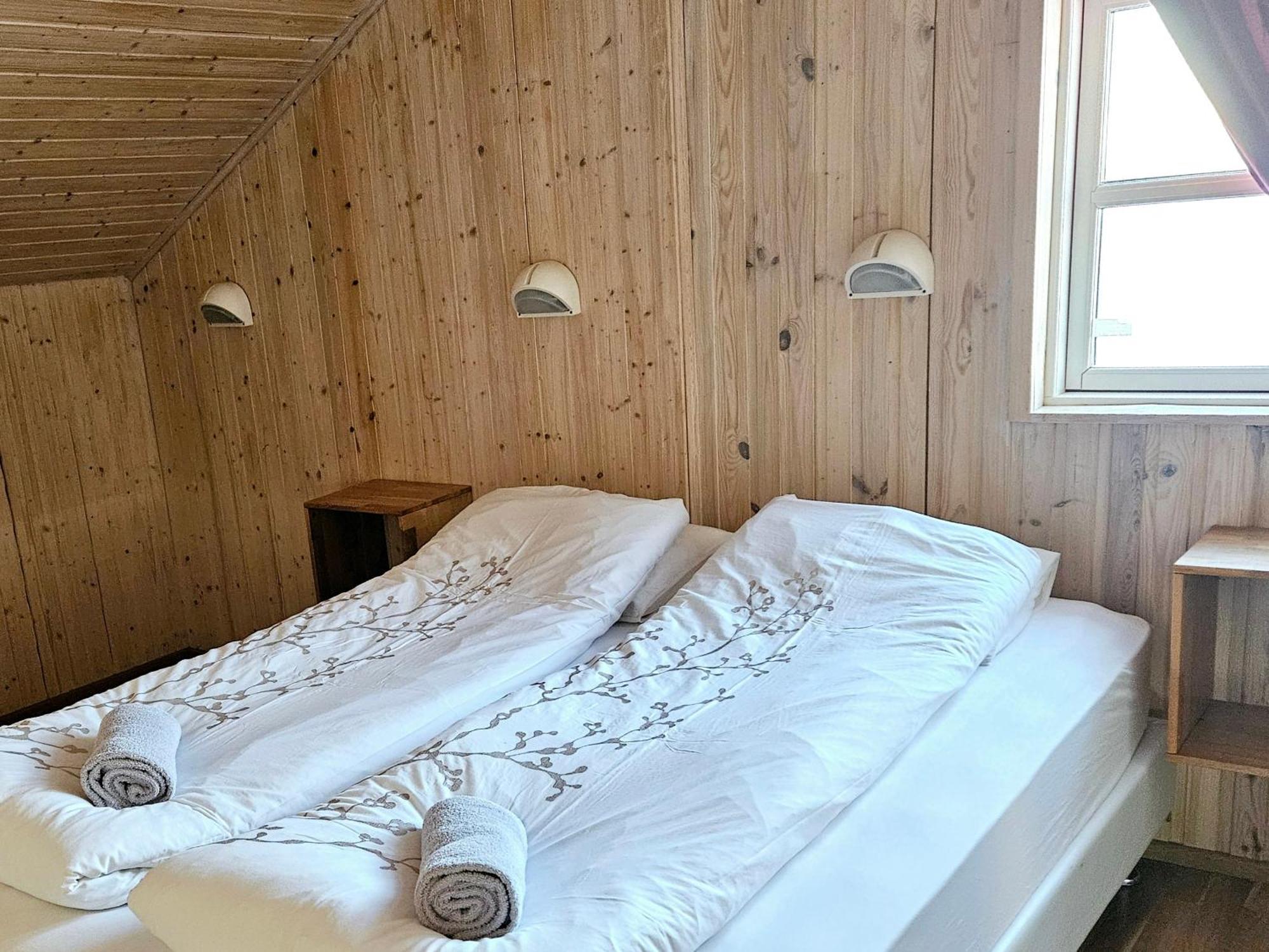 Aurora Vacation Homes Fagravik Акурейри Номер фото