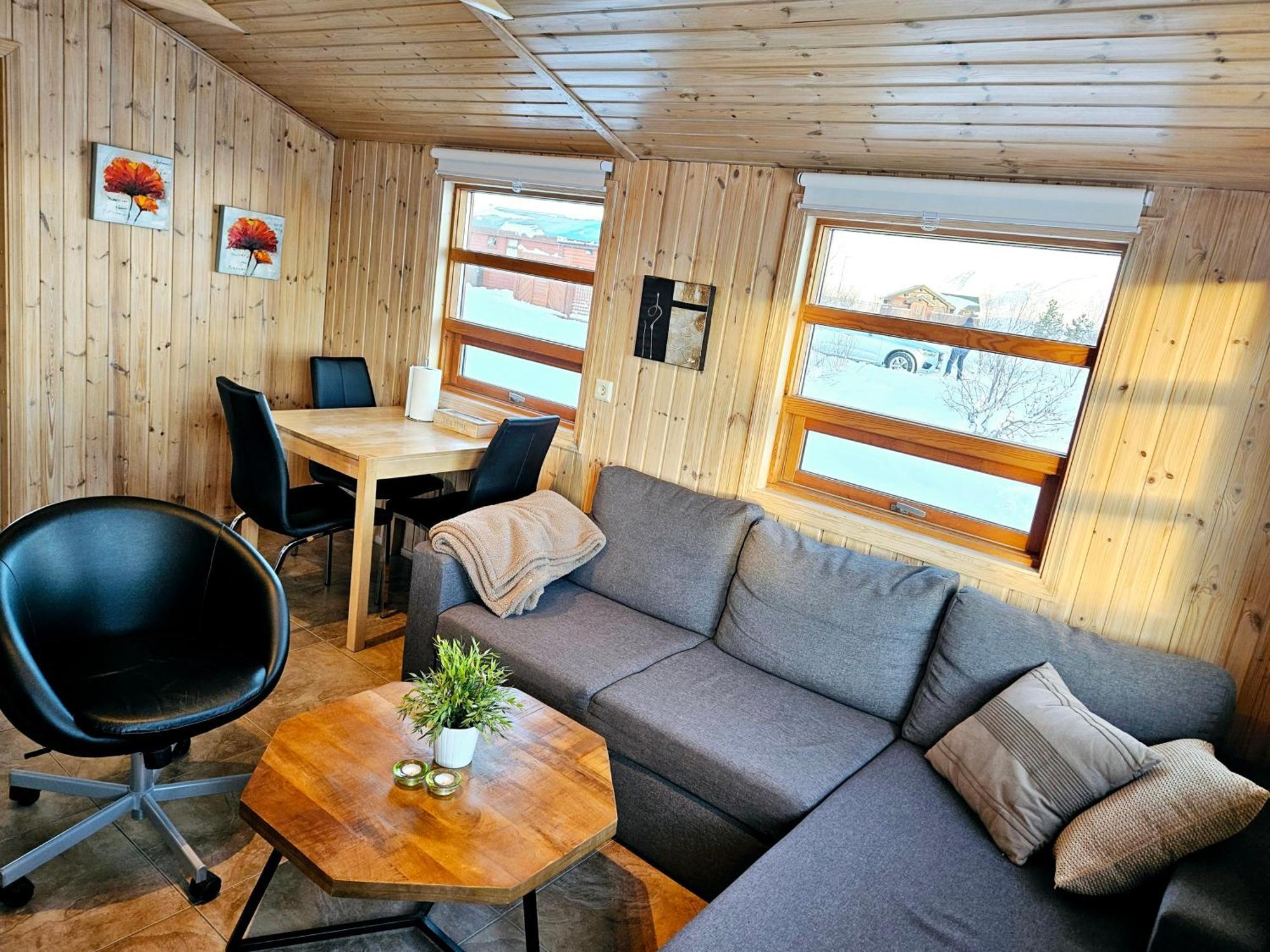 Aurora Vacation Homes Fagravik Акурейри Номер фото